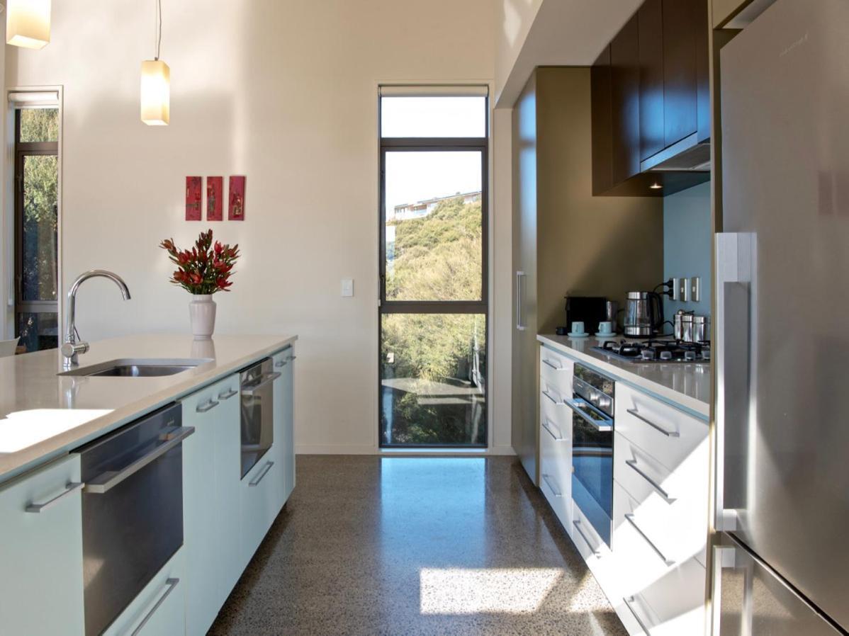 Kotare Point Paradise - Akaroa Holiday Home Bagian luar foto